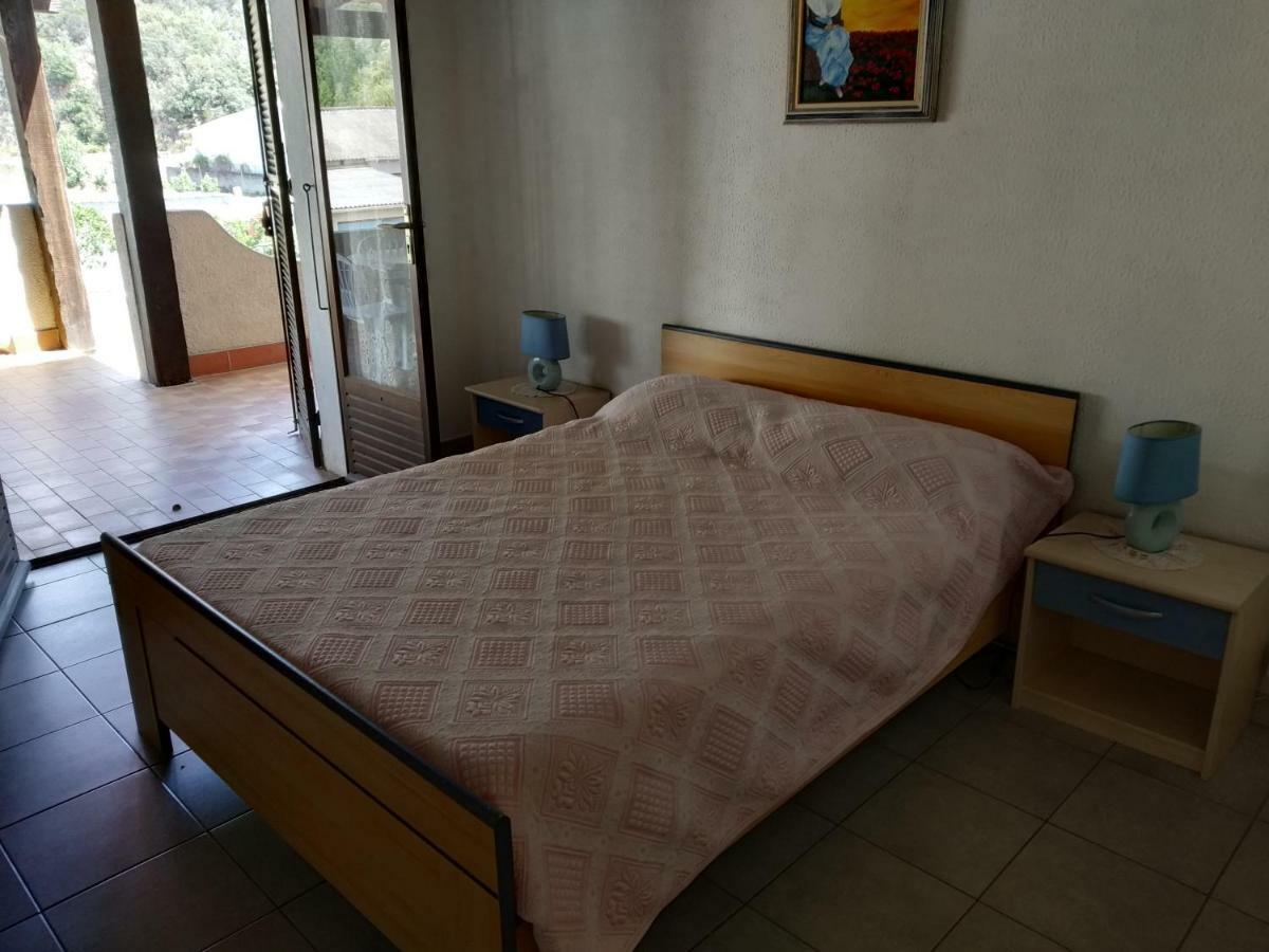 U Palmu Apartment Сагон Екстериор снимка